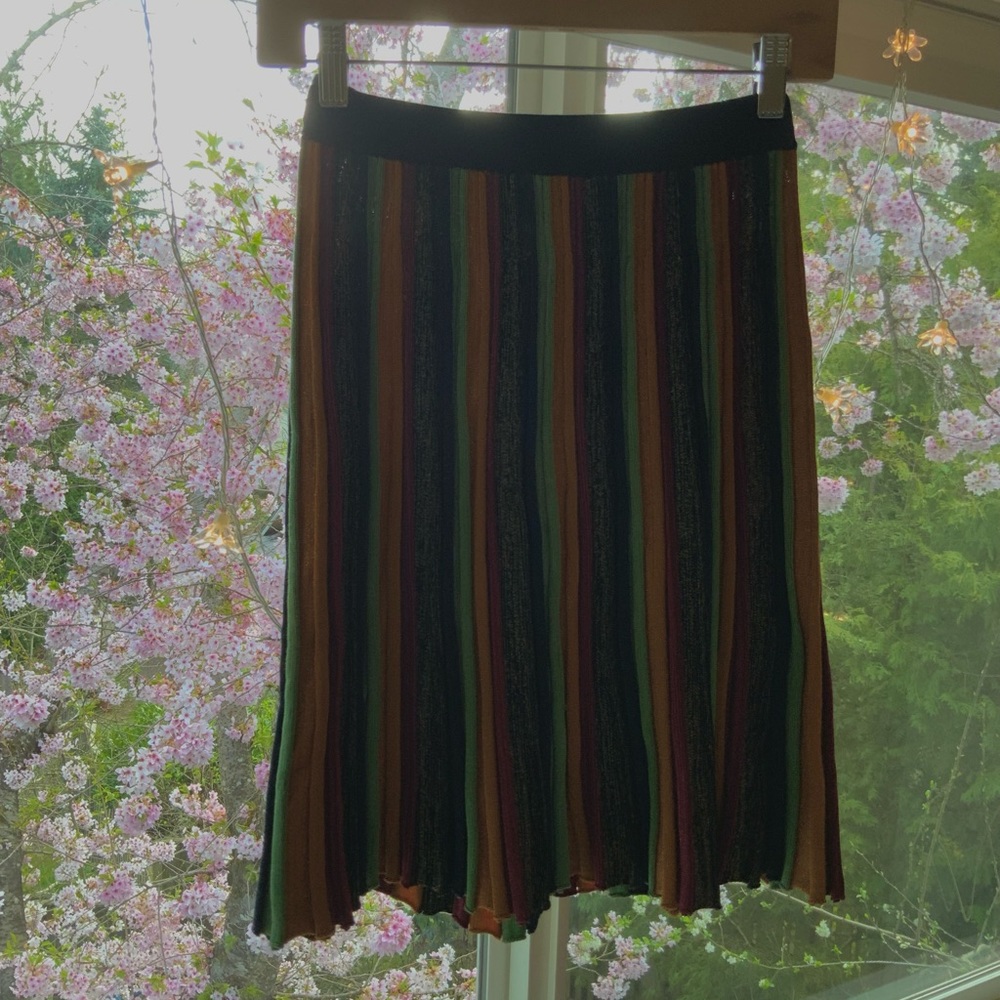 stretchy knit skirt